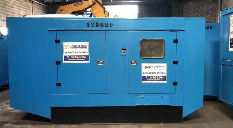Grupo gerador da PROJEMAC com carenagem fechada